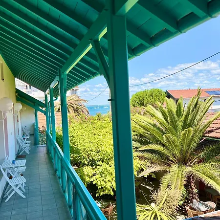 Orange Marine Hotel 2*