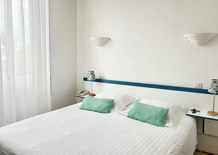 Hotel Orange Marine 2*