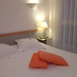 Orange Marine Szálloda 2*