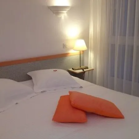 Orange Marine Hotel 2*