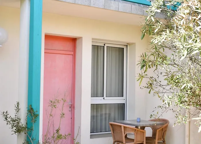 فندق Orange Marine