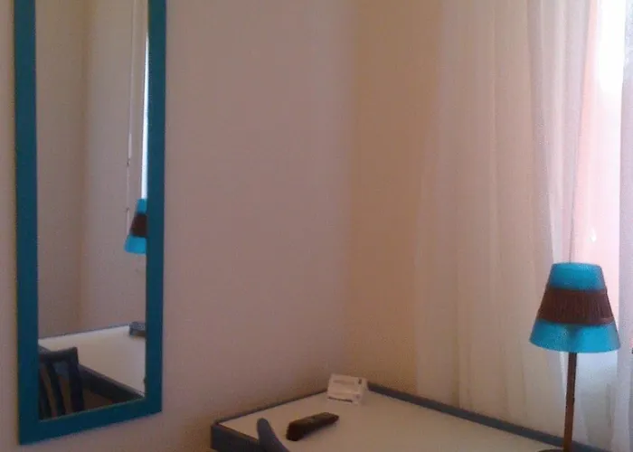 Orange Marine فندق آركاشو